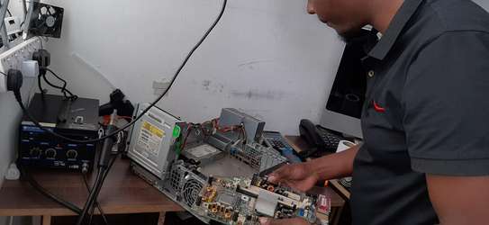 Computer repair and networking services image 5
