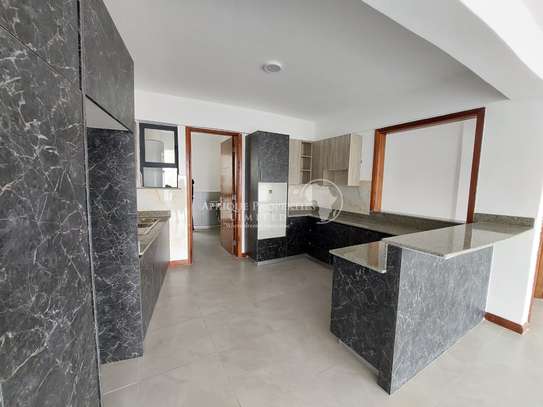 2 Bedroom Apartment For Rent In Kilimani,Nairobi image 3