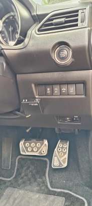 Suzuki Swift RS Silver 2018 image 5