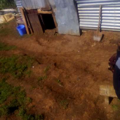 1.5 acres touching tarmac with house near Ol kalou. image 6