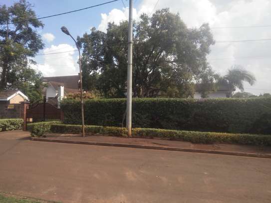 4 Bed House with En Suite at Gigiri image 10