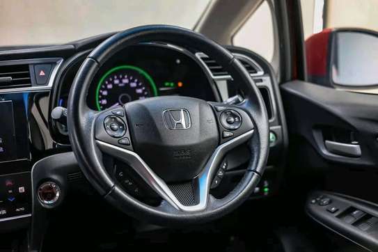 Honda Shuttle hybrid 2018 image 3