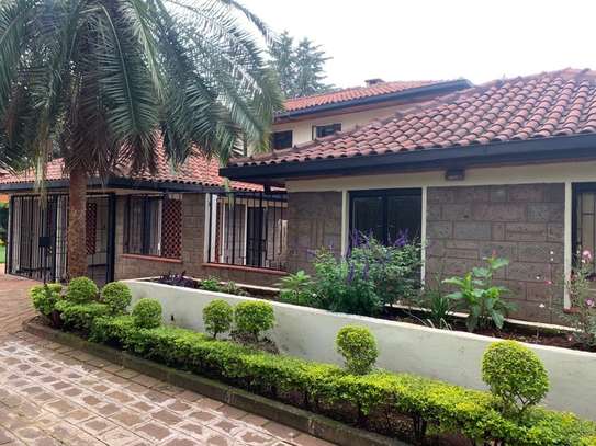 4 Bed House with En Suite at Nyari image 10