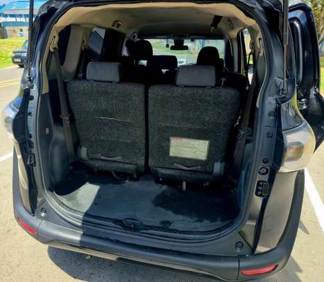 TOYOTA SIENTA hybrid 2017MODEL 7 SEATER image 8