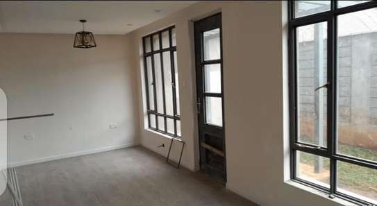 3 Bed Villa with En Suite in Gikambura image 20