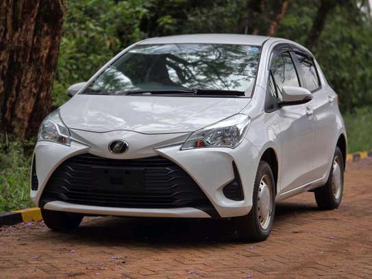 Toyota vitz image 9