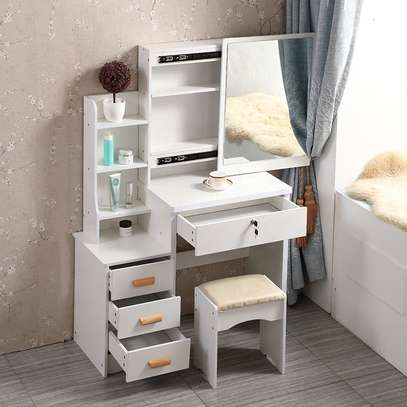 Dressers; Personal Sanctuary Dressing Vanity Set With Mirror image 3