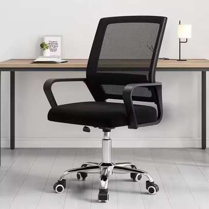 Captain Mesh Office Chair image 5