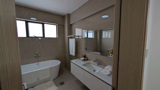 5 Bed Apartment with En Suite at Ndemi Road image 13