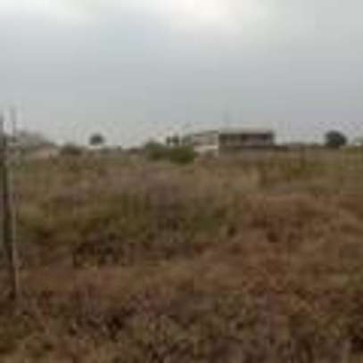 land for sale in Namanga image 1