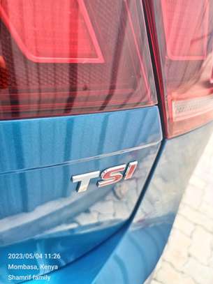 Volkswagen Touran TSi 1400cc 2017 image 10