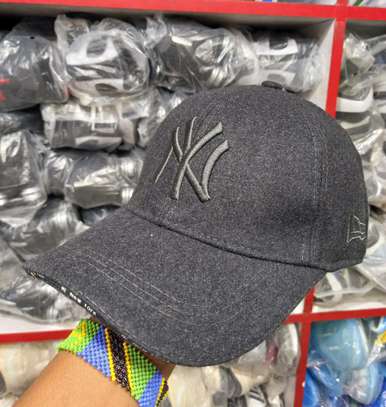 *Genuine Quality Designer Unisex Baseball Caps*
S image 2