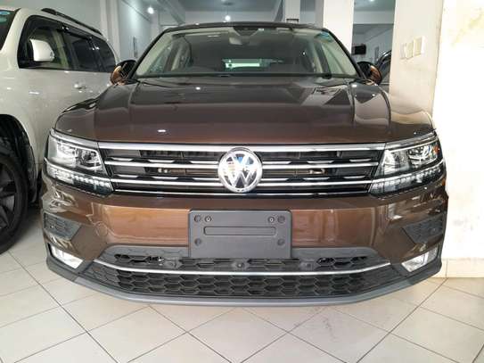 Volkswagen Tiguan TSI chocolate 2018 image 1