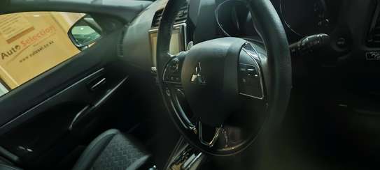 Mitsubishi Outlander sport Black 2018 4x4 image 5