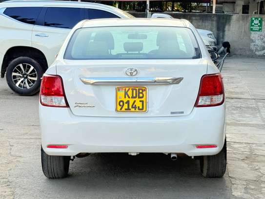 Toyota Axio KDB white image 8