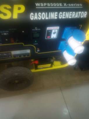 Gasoline generator image 3