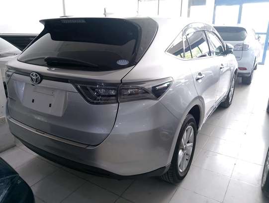 Toyota Harrier 2017 image 2