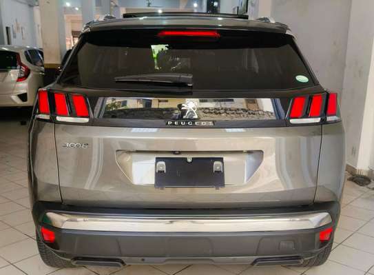 Peugeot 3008 2019 sunroof image 6