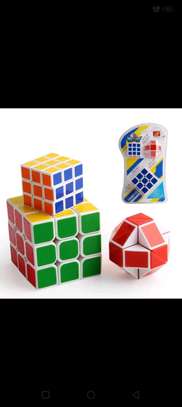 Rubik's image 2