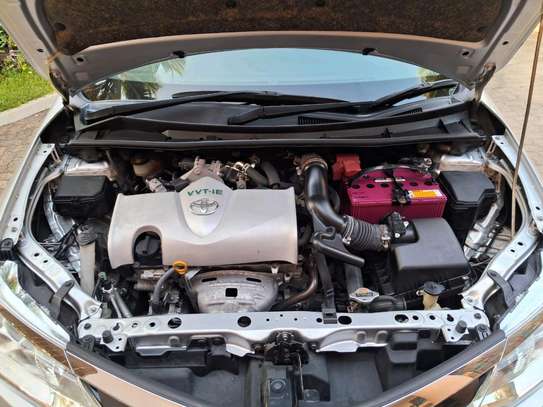 Toyota axio g package 2018model image 3