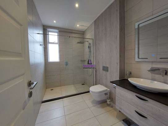 1 Bed Apartment with En Suite at Rhapta Rd image 14
