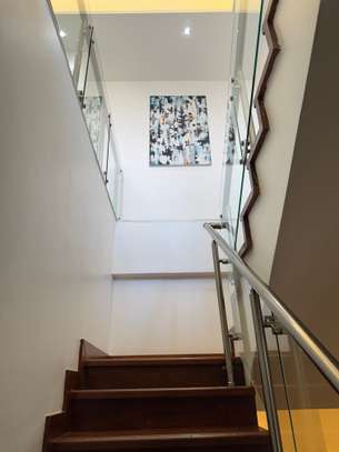 Serviced 3 Bed Apartment with En Suite in Westlands Area image 10