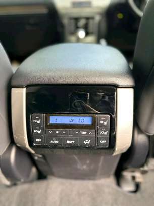 2018 Toyota Landcruiser Prado VX-L image 7