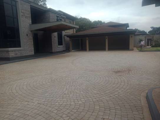 5 Bed Townhouse with En Suite in Muthaiga image 20
