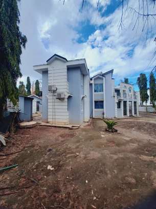 4 Bed Townhouse with En Suite in Nyali Area image 15