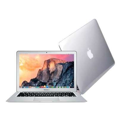 Apple MacBook Air image 3