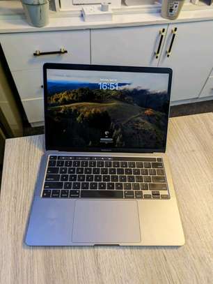 MacBook pro (13-inch, M1, 2020) chip Apple M1 image 1