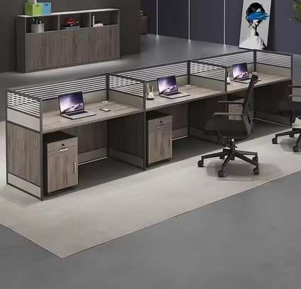 3 Seater Cubic Office Workstation image 7