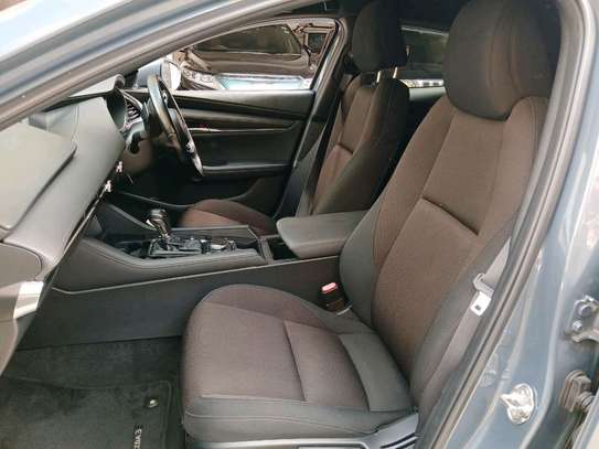 Mazda 3 petrol image 6