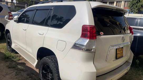 TOYOTA LANDCRUISER PRADO PETROL image 5