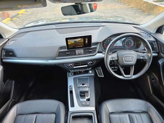 Audi Q5 image 4