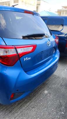 Toyota Vitz Hybrid 2018 2wd image 11