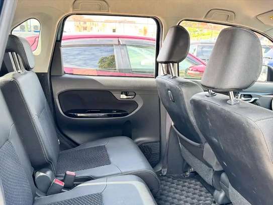 Daihatsu move custom image 6