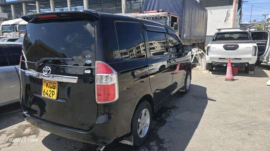 TOYOTA NOAH 8 SEATER 2019MODEL image 7