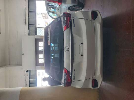 Honda fit shuttle hybrid image 10