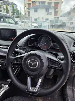Mazda Demio image 4