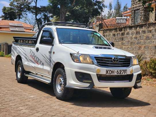 TOYOTA HILUX SINGLE CAB MANUAL.. image 3