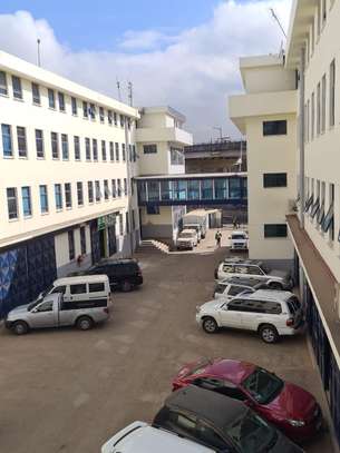 500 ft² Commercial Property with Aircon in Mombasa Road image 7