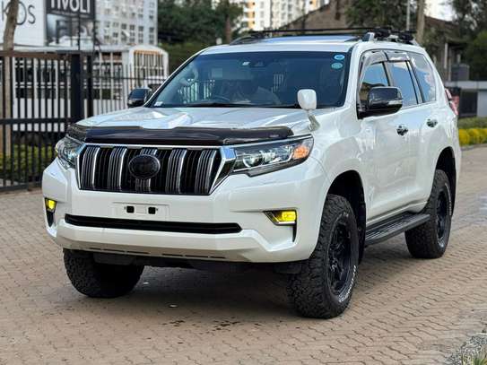 Toyota Land cruiser prado TX white 2017 image 1