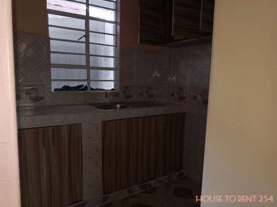ONE BEDROOM IN 87 WAIYAKI WAY TO RENT FOR 13K image 6