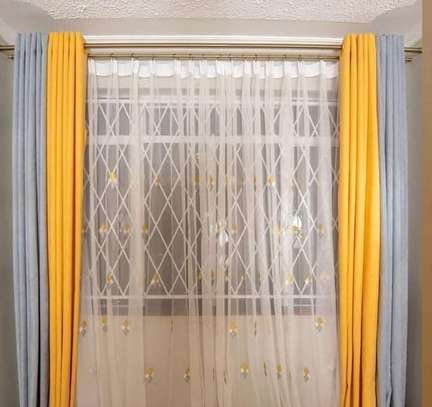 curtains and blinds image 1