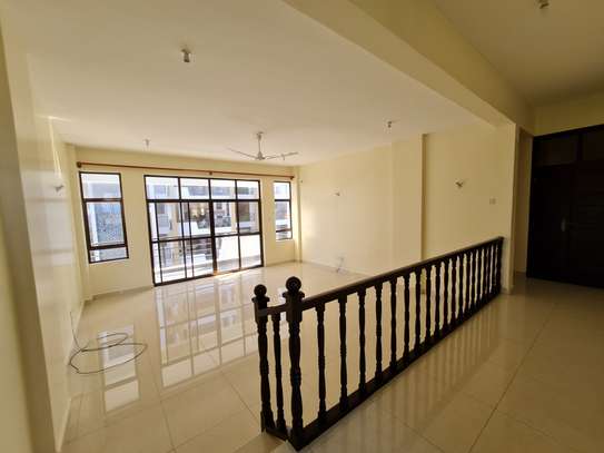 3 Bed Apartment with Swimming Pool at Nyali image 7