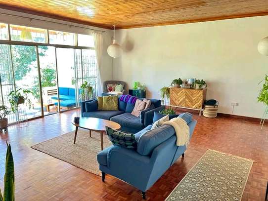 4 Bed House with En Suite at Loresho Crescent image 2