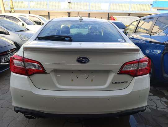Subaru Legacy 2018 white image 7