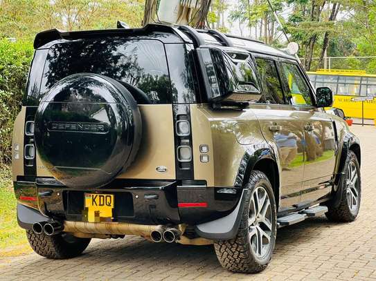 LAND ROVER DEFENDER image 3