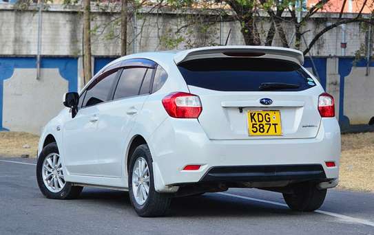 Subaru impreza KDG white image 3